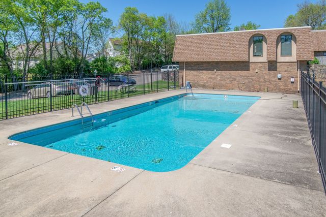 420 Walton Ln Apt K66, Madison, TN 37115