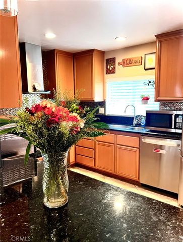 23777 Mulholland Hwy Spc 35, Calabasas, CA 91302