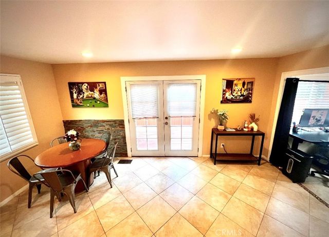 23777 Mulholland Hwy Spc 35, Calabasas, CA 91302