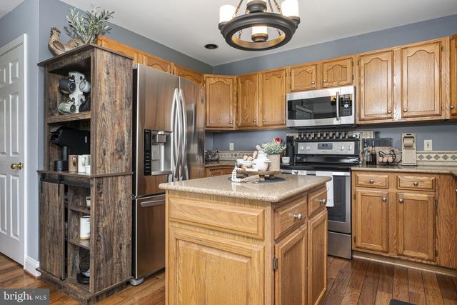 244 SHORE LINE DR, Honey Brook, PA 19344