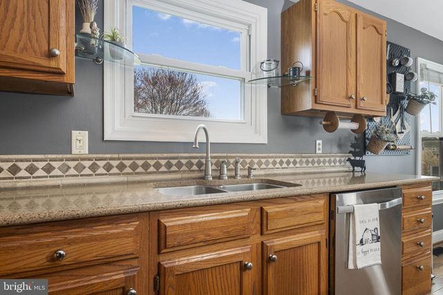 244 SHORE LINE DR, Honey Brook, PA 19344