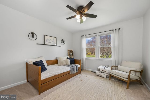 244 SHORE LINE DR, Honey Brook, PA 19344