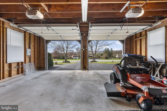 244 SHORE LINE DR, Honey Brook, PA 19344