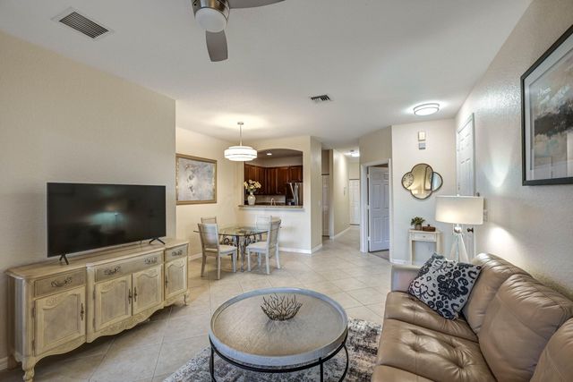 4870 Bonsai Circle 100, Palm Beach Gardens, FL 33418