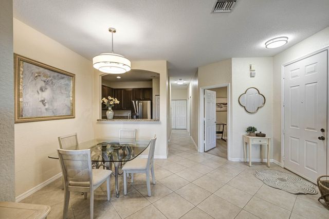 4870 Bonsai Circle 100, Palm Beach Gardens, FL 33418