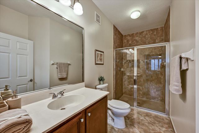 4870 Bonsai Circle 100, Palm Beach Gardens, FL 33418