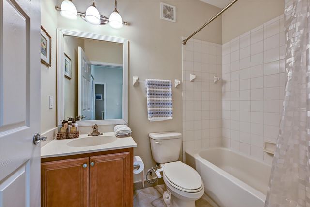 4870 Bonsai Circle 100, Palm Beach Gardens, FL 33418