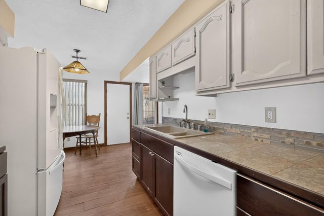 2835 Estrella Brillante Street NW, Albuquerque, NM 87120