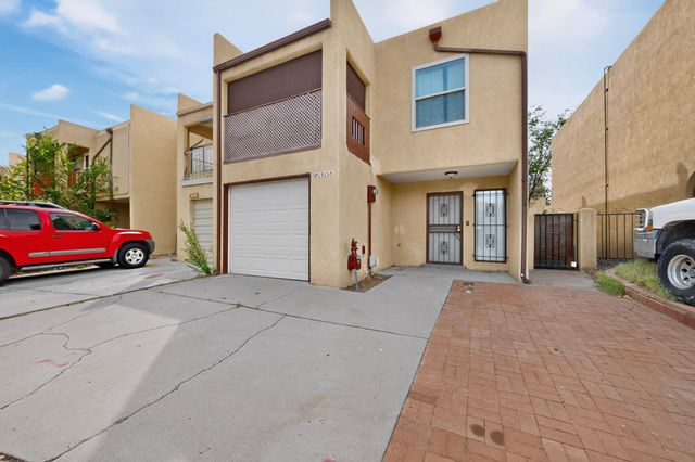 2835 Estrella Brillante Street NW, Albuquerque, NM 87120