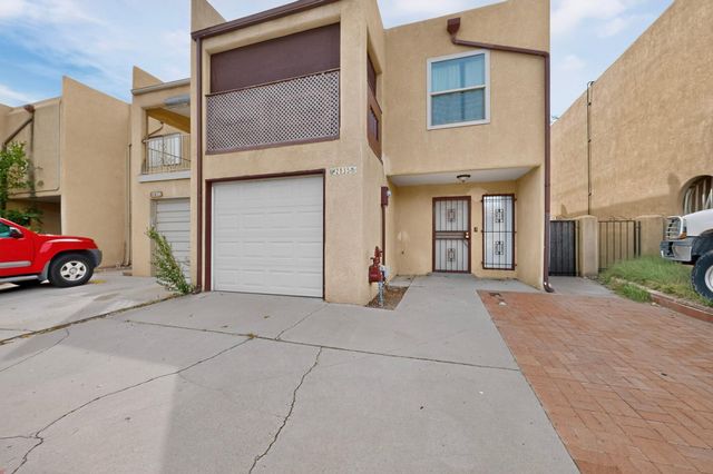 2835 Estrella Brillante Street NW, Albuquerque, NM 87120