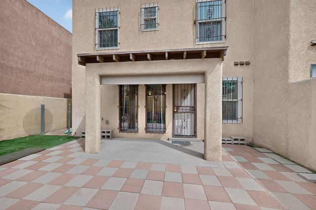 2835 Estrella Brillante Street NW, Albuquerque, NM 87120