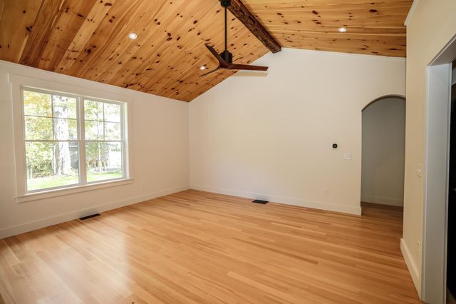 91 Cedar Street, Hopkinton, NH 03229