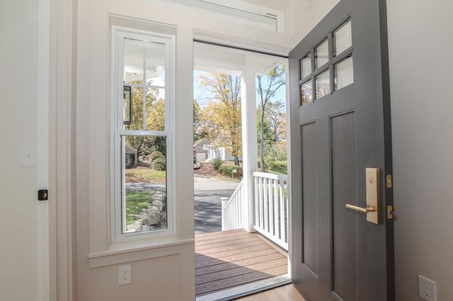 91 Cedar Street, Hopkinton, NH 03229