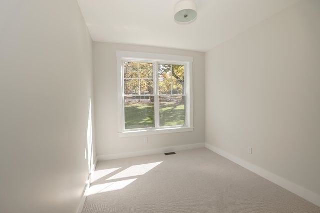 91 Cedar Street, Hopkinton, NH 03229