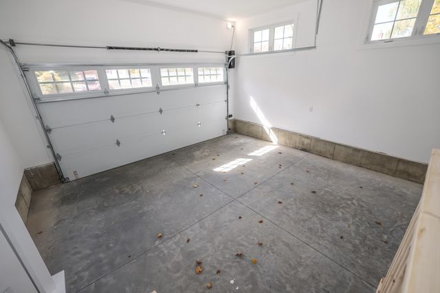 91 Cedar Street, Hopkinton, NH 03229