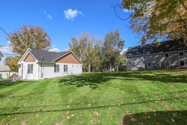 91 Cedar Street, Hopkinton, NH 03229
