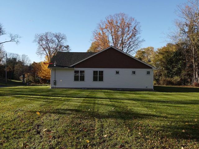 91 Cedar Street, Hopkinton, NH 03229