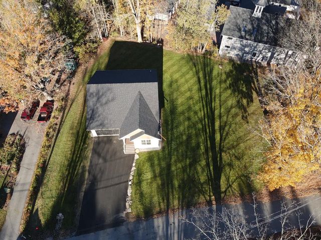 91 Cedar Street, Hopkinton, NH 03229