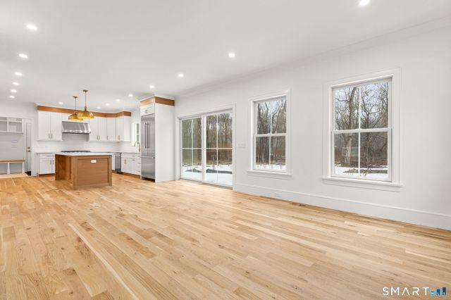 210 Pansy Road, Fairfield, CT 06824