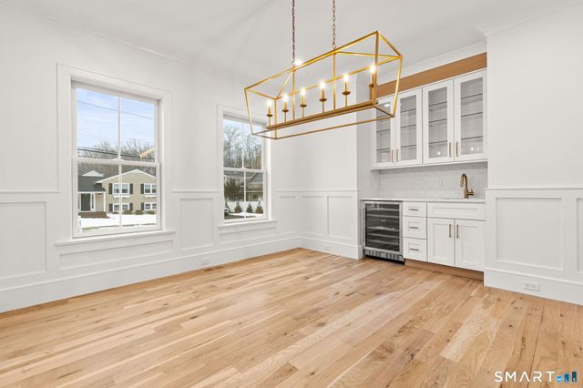 210 Pansy Road, Fairfield, CT 06824