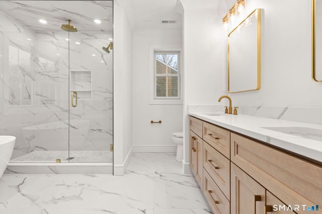 210 Pansy Road, Fairfield, CT 06824