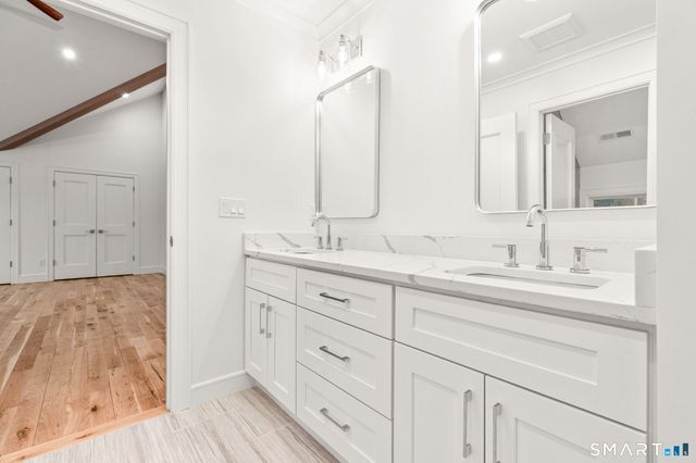 210 Pansy Road, Fairfield, CT 06824