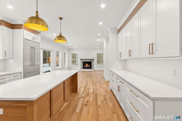 210 Pansy Road, Fairfield, CT 06824