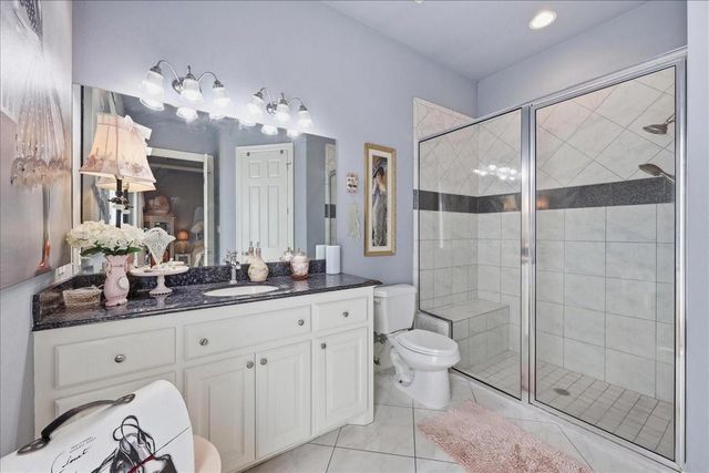 10041 Jay Road, Hitchcock, TX 77563