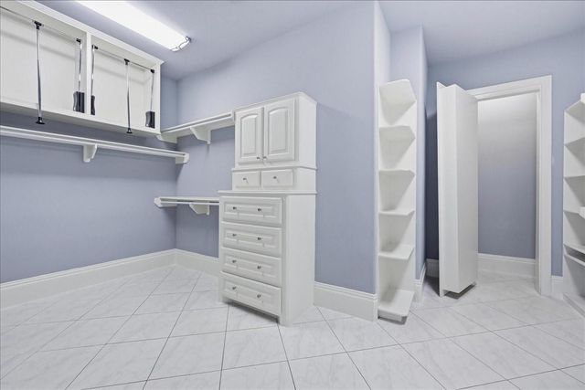 10041 Jay Road, Hitchcock, TX 77563