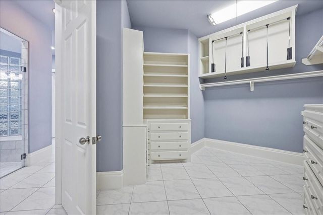 10041 Jay Road, Hitchcock, TX 77563