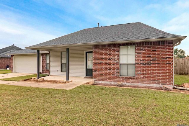 25879 Sagewood Dr, Denham Springs, LA 70726