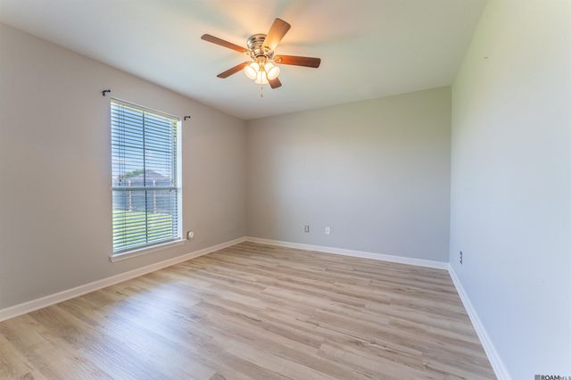 25879 Sagewood Dr, Denham Springs, LA 70726