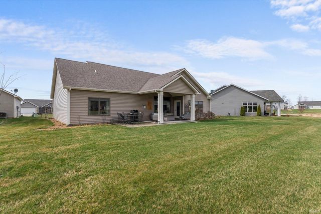 13476 Martingale Cove, Grabill, IN 46741