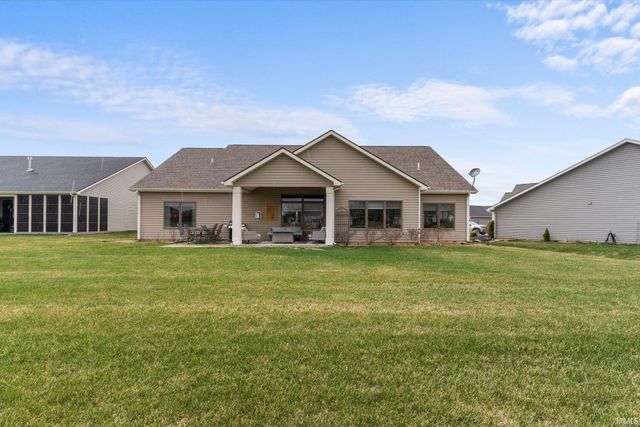 13476 Martingale Cove, Grabill, IN 46741