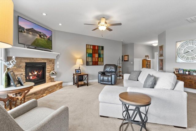 13476 Martingale Cove, Grabill, IN 46741