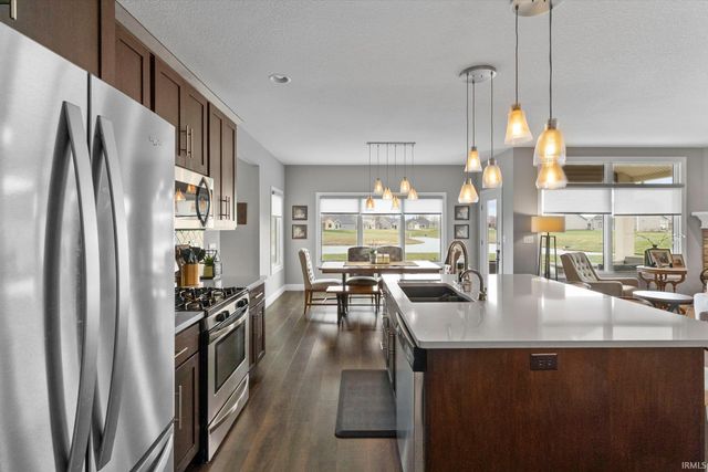 13476 Martingale Cove, Grabill, IN 46741