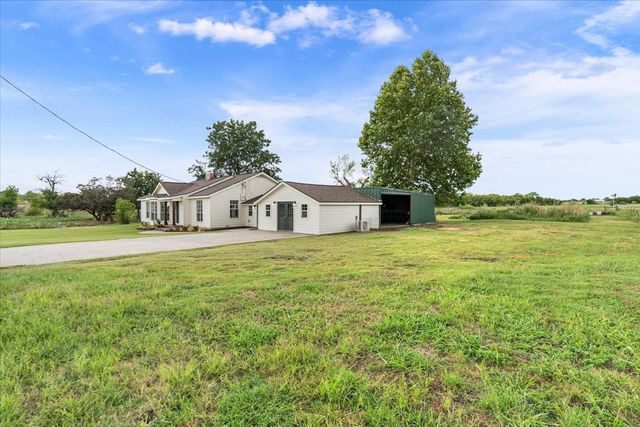 13347 Old China Spring Road, China Spring, TX 76633