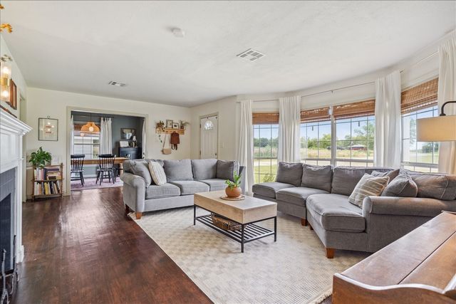 13347 Old China Spring Road, China Spring, TX 76633