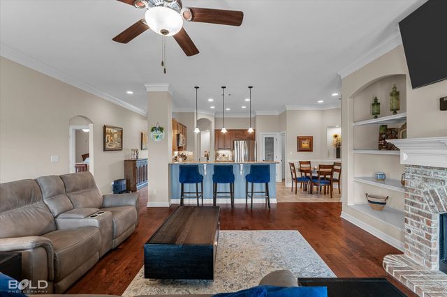 2389 Tallgrass Circle, Bossier City, LA 71111