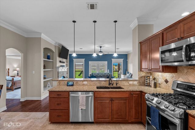 2389 Tallgrass Circle, Bossier City, LA 71111