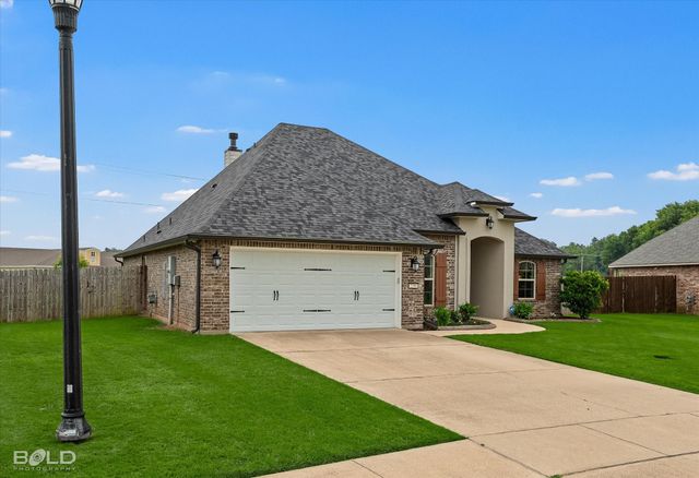 2389 Tallgrass Circle, Bossier City, LA 71111