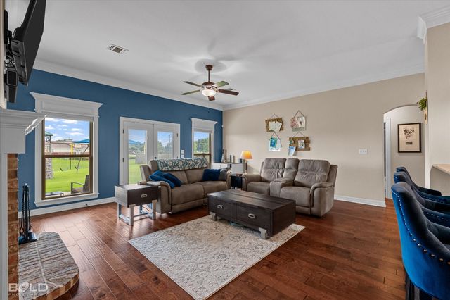 2389 Tallgrass Circle, Bossier City, LA 71111