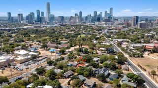 1113 Lawson LN, Austin, TX 78702