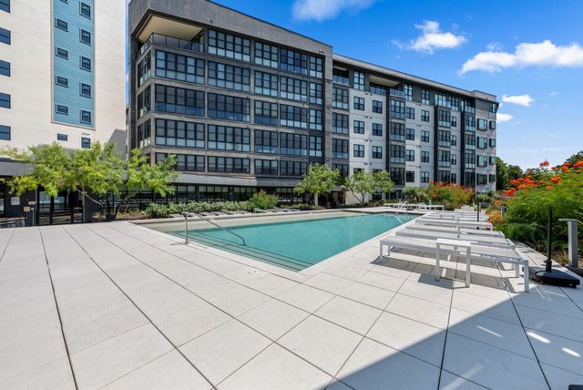 800 Embassy DR 337, Austin, TX 78702