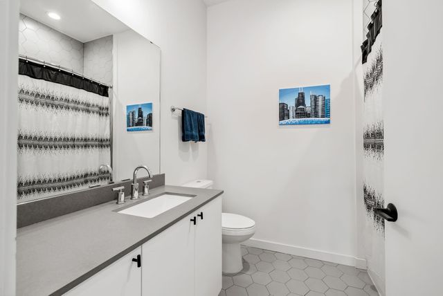800 Embassy DR 337, Austin, TX 78702