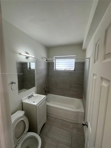 1225 Normandy Drive 8, Miami Beach, FL 33141