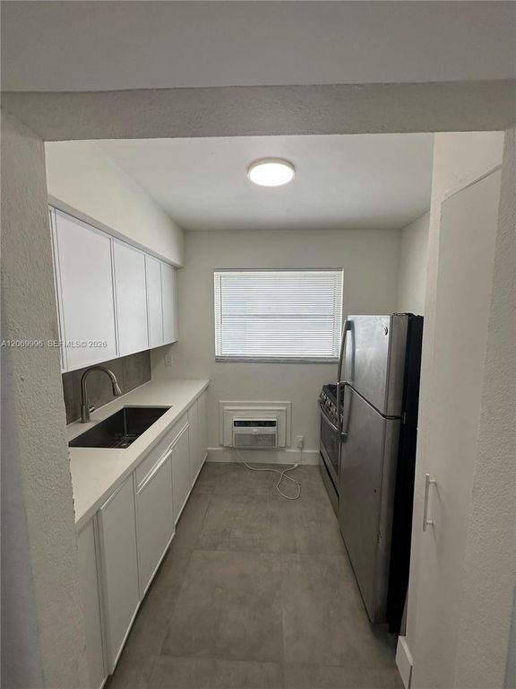 1225 Normandy Drive 8, Miami Beach, FL 33141