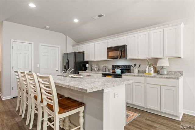 13940 Sir Lancelot Dr, Tuscaloosa, AL 35405