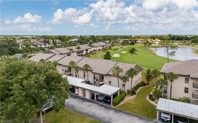 5825 Trailwinds DR 425, Fort Myers, FL 33907