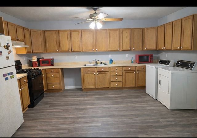 176 Buckner St, Parsons, TN 38363